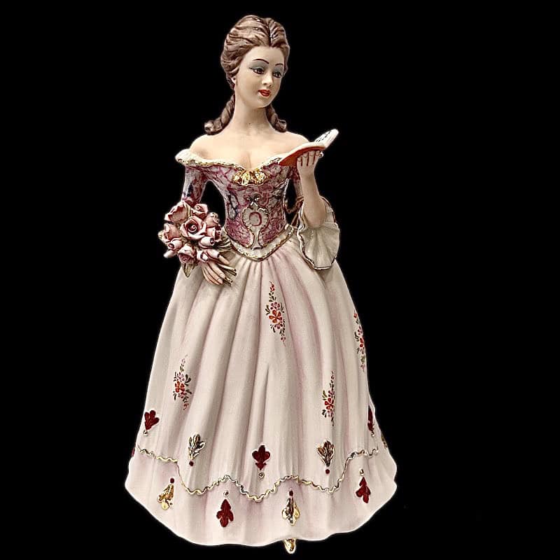 2362L Κοπέλα που διαβάζει (Διαθέσιμο κατόπιν παραγγελίας)