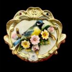 TAV02 Καδράκι πορσελάνης capodimonte 18εκ.