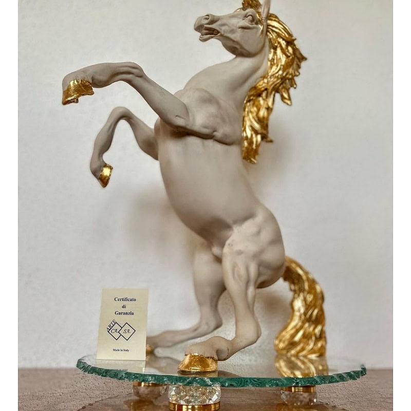 ARC01  Άλογο πορσελάνης capodimonte