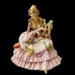 2706L Κυρία με λύρα (Διαθέσιμο κατόπιν παραγγελίας)