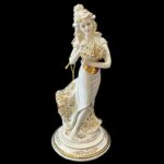 43873 Κυρία με καλάθι με swarovski Sabadin (Διαθέσιμο κατόπιν παραγγελίας)