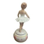 PB18 Μπαλαρίνα πορσελάνης 20εκ. με μουσικ - Image 2