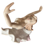 D7360 Πορσελάνινη φιγούρα χορεύτριας - Image 2