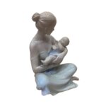 D7396 Πορσελάνινη φιγούρα μητέρα με μωρό - Image 2
